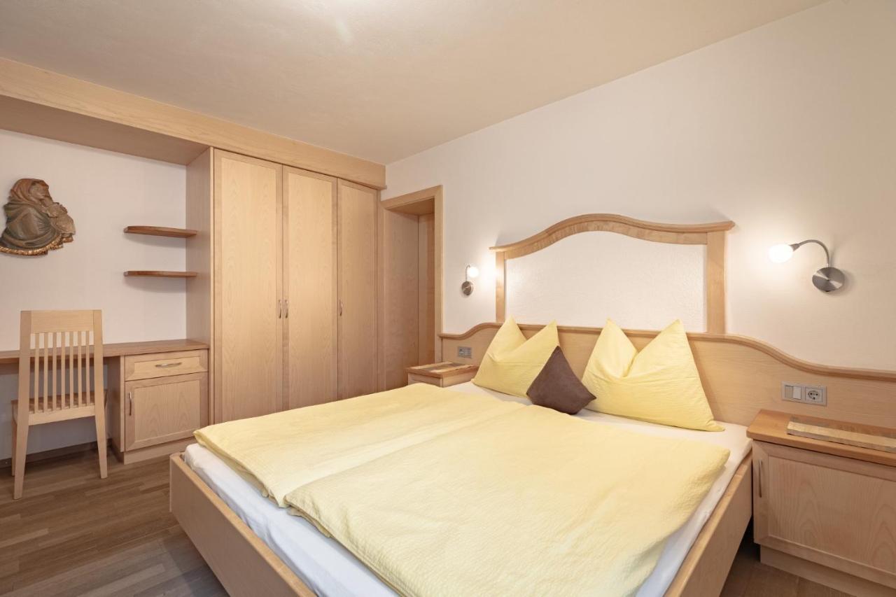 Apartments Soval Santa Cristina Val Gardena Eksteriør billede