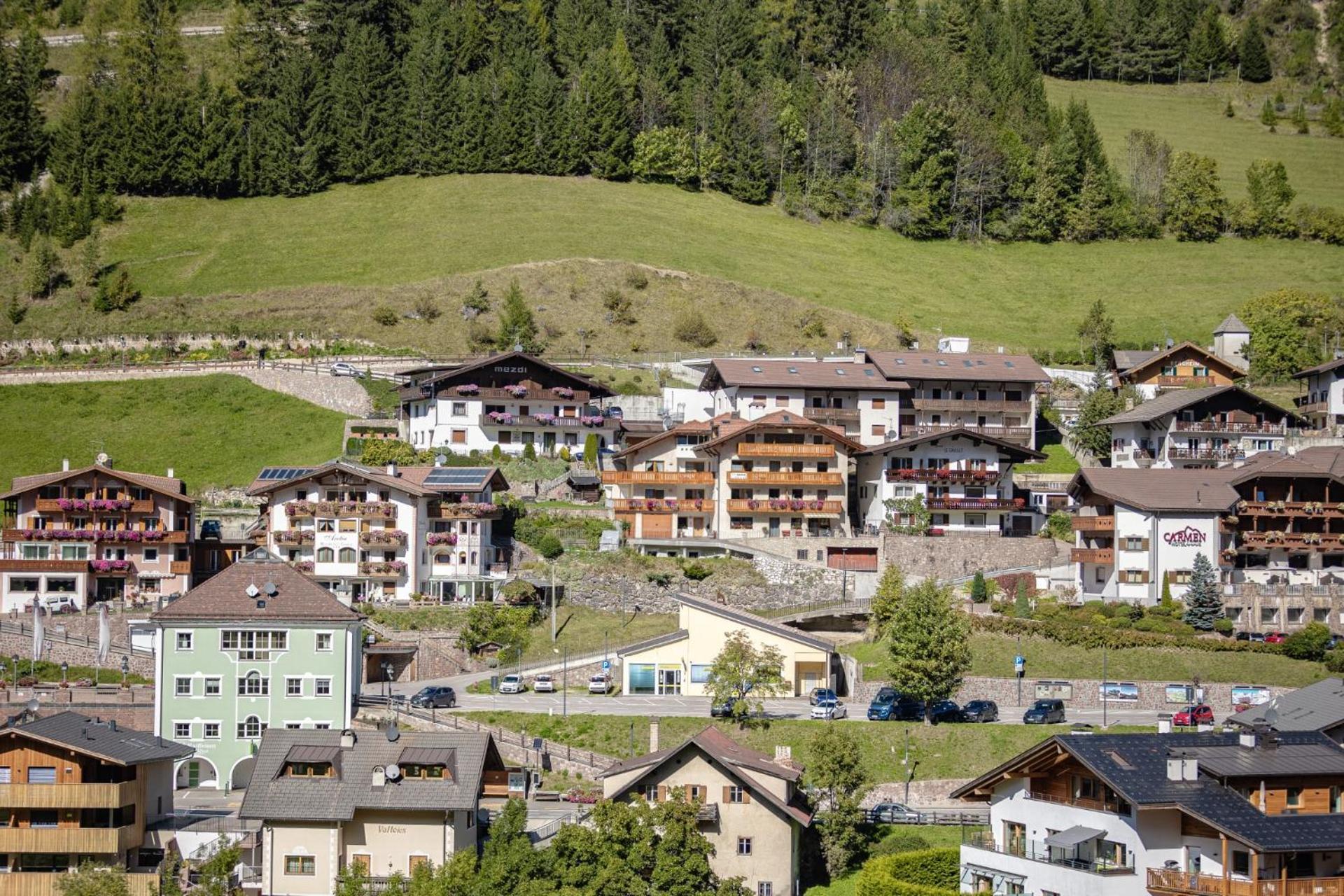 Apartments Soval Santa Cristina Val Gardena Eksteriør billede